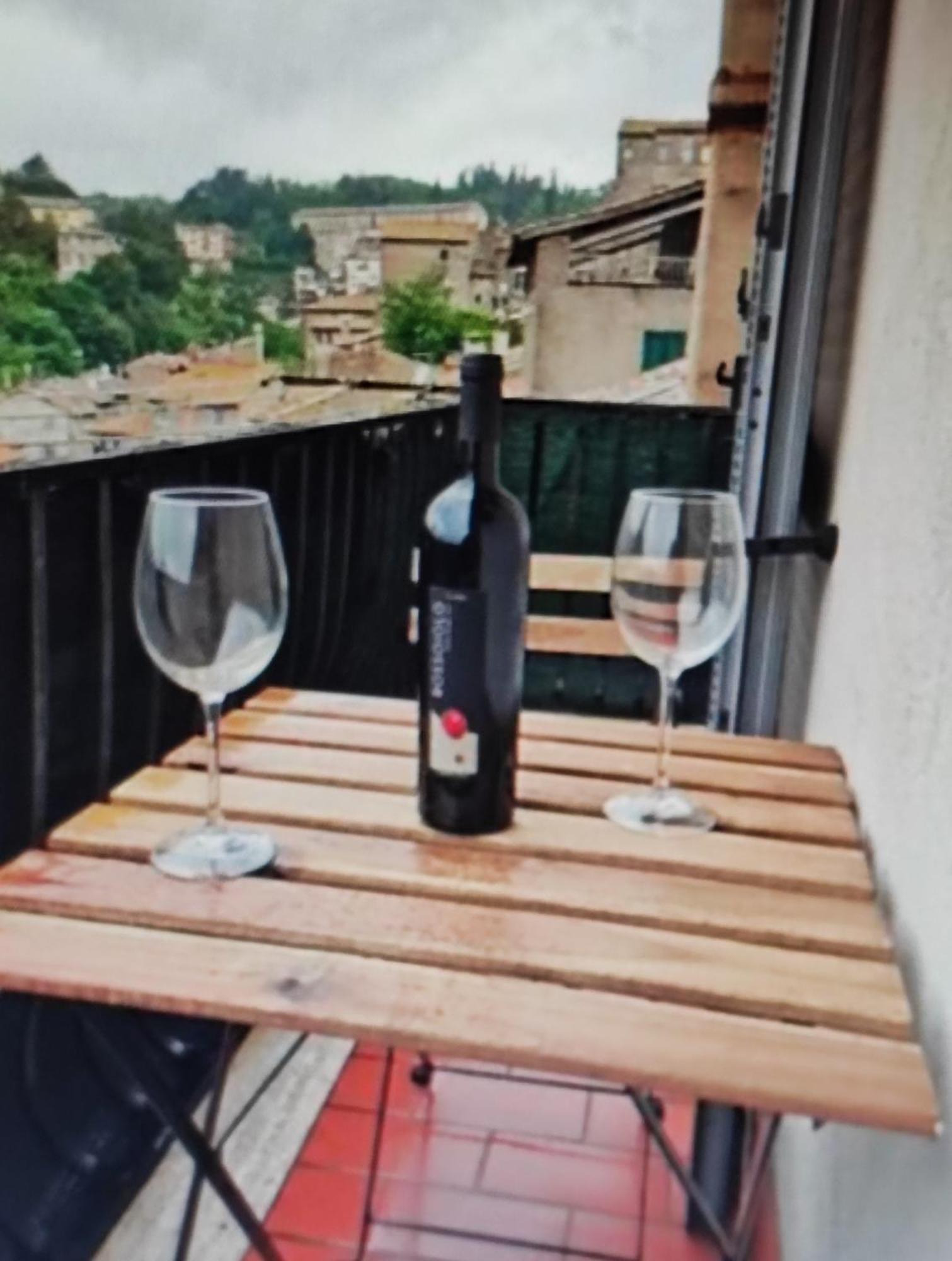 La Casa Del Sole Apartman Caprarola Kültér fotó